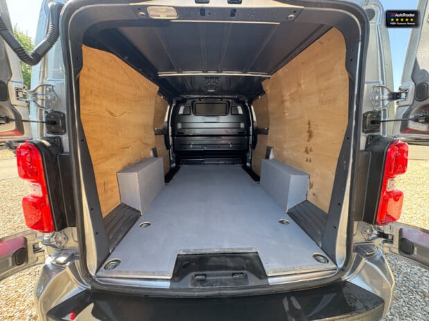 Fiat Scudo LWB L2H1 Low Roof Bluehdi Primo Air Con (Category S Insurance Loss) Cruise 9