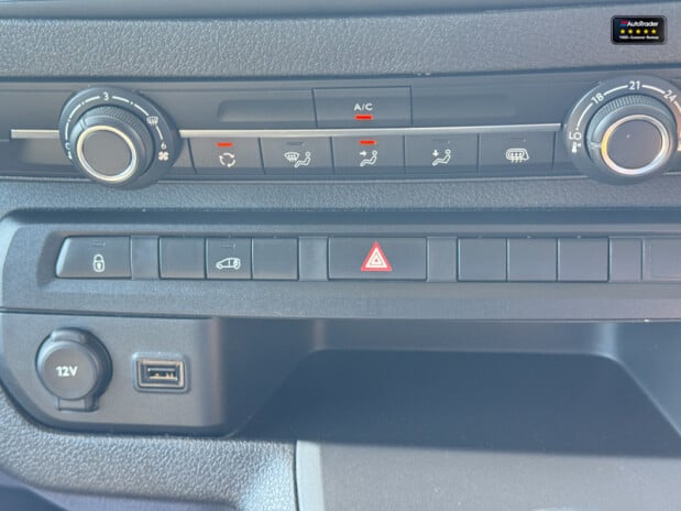 Fiat Scudo LWB L2H1 Low Roof Bluehdi Primo Air Con (Category S Insurance Loss) Cruise 30