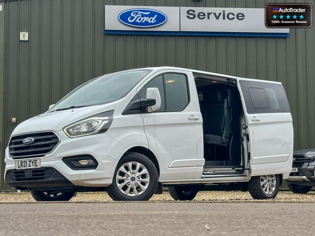 Ford Transit Custom Crew Cab [SOLD MM] SWB L1H1 300 Limited Alloys Air Con 6 Seat 1