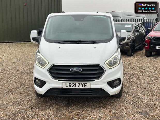 Ford Transit Custom Crew Cab [SOLD MM] SWB L1H1 300 Limited Alloys Air Con 6 Seat 3