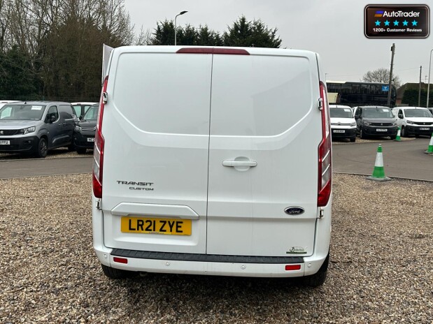 Ford Transit Custom Crew Cab [SOLD MM] SWB L1H1 300 Limited Alloys Air Con 6 Seat 7