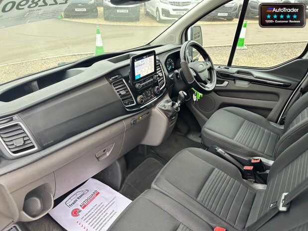 Ford Transit Custom Crew Cab [SOLD MM] SWB L1H1 300 Limited Alloys Air Con 6 Seat 11