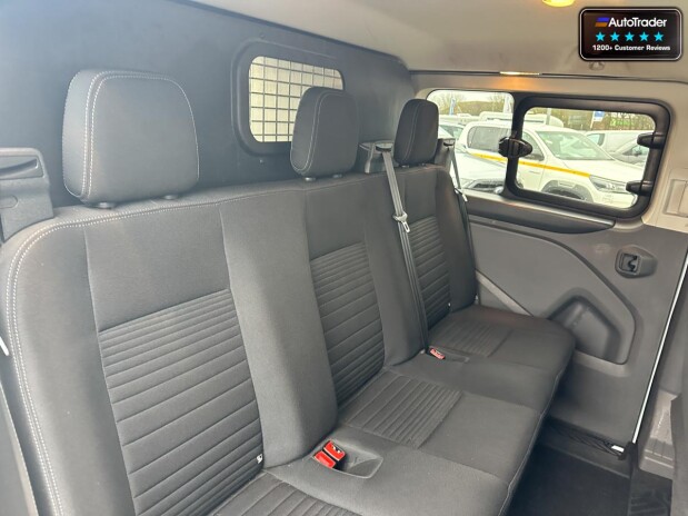 Ford Transit Custom Crew Cab [SOLD MM] SWB L1H1 300 Limited Alloys Air Con 6 Seat 13