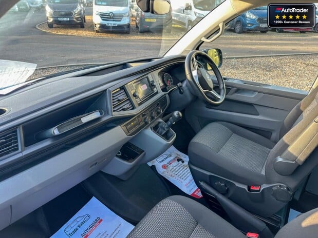 Volkswagen Transporter Crew Cab LWB L2H1 150BHP Kombi Highline Alloys Air Cruise 5 Seats EURO 6 10