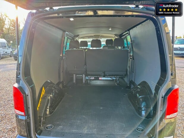 Volkswagen Transporter Crew Cab LWB L2H1 150BHP Kombi Highline Alloys Air Cruise 5 Seats EURO 6 12
