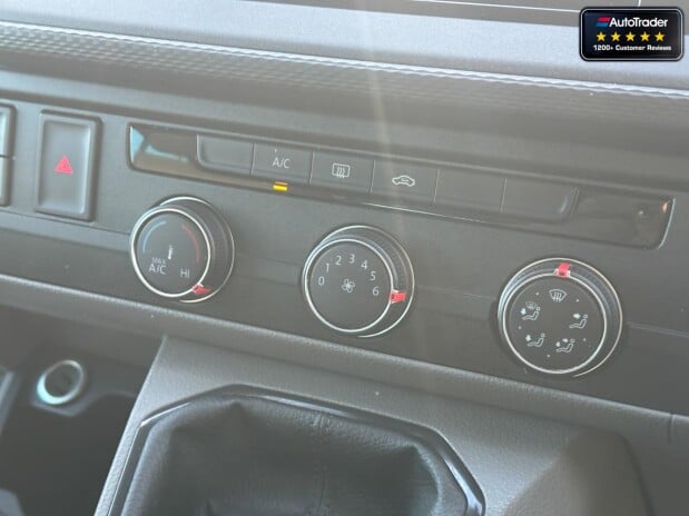 Volkswagen Transporter Crew Cab LWB L2H1 150BHP Kombi Highline Alloys Air Cruise 5 Seats EURO 6 29