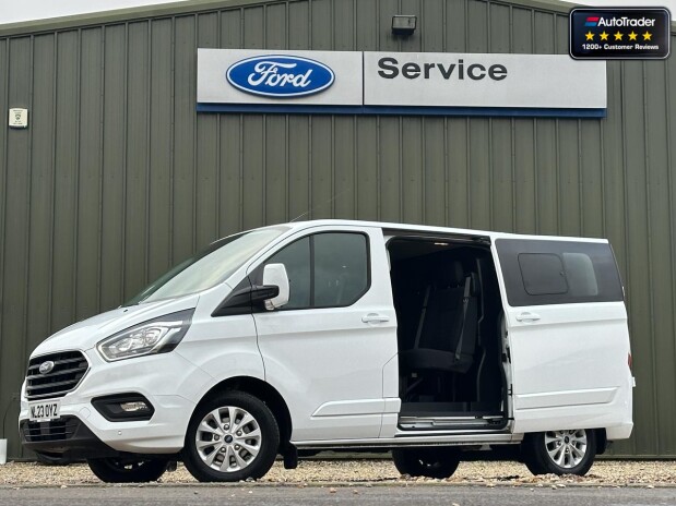 Ford Transit Custom Crew Cab AUTO SWB L1H1 320 Limited Alloys Air Con Sensors EURO 6 1