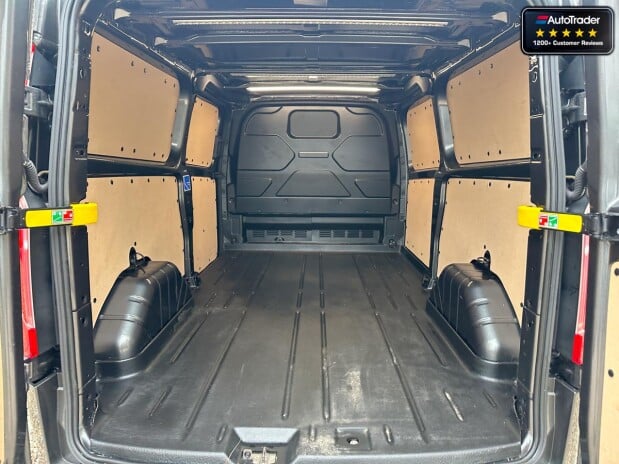 Ford Transit Custom AUTO LWB L2H1 320 Limited Alloys Air Con Camera Sensors EURO 6 11