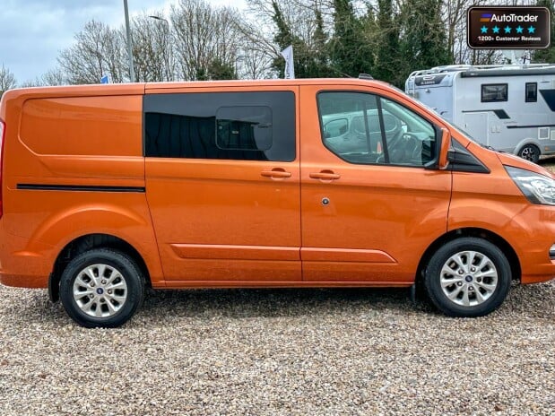 Ford Transit Custom AUTO Crew Cab SWB L1H1 170hp Limited Alloys AirCon Camera EURO 6 6
