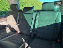 Volkswagen Caravelle Executive DSG Automatic 7 Seater 2.0 BiTDi (200ps) NO VAT Euro 6 9