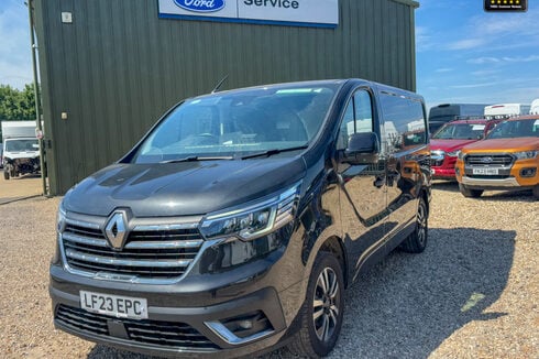 Renault Trafic AUTO SWB L1H1 Sl28 Sport Plus Air Con Alloys Camera Sensors EURO 6