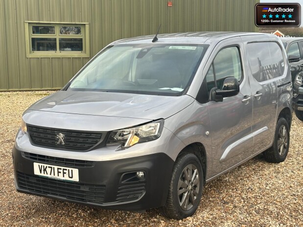 Peugeot Partner AUTO SWB [SOLD SM] L1H1 Bluehdi Asphalt Premium Air Con Cam Nav EURO 6 NO V 2