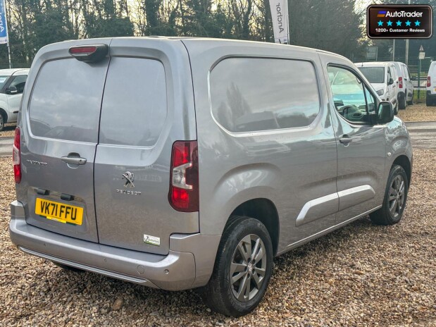 Peugeot Partner AUTO SWB [SOLD SM] L1H1 Bluehdi Asphalt Premium Air Con Cam Nav EURO 6 NO V 6