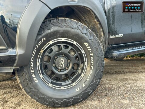 Toyota Hilux Invincible [SOLD KH] 50th Anniversary Edition D-4D Dcb 2