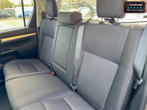 Toyota Hilux Invincible [SOLD KH] 50th Anniversary Edition D-4D Dcb 17