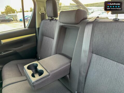 Toyota Hilux Invincible [SOLD KH] 50th Anniversary Edition D-4D Dcb 18