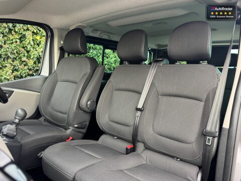 Renault Trafic Sport Navigation Energy 9 Seater Sl27 DCI NO VAT Euro 6 7