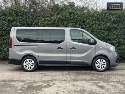 Renault Trafic Sport Navigation Energy 9 Seater Sl27 DCI NO VAT Euro 6 29