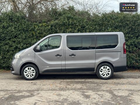 Renault Trafic Sport Navigation Energy 9 Seater Sl27 DCI NO VAT Euro 6 30