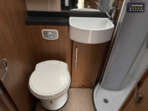 Auto-Trail Tracker EKS Tracker EKS 2 Berth Fiat End kitchen End Bathroom Drop 25