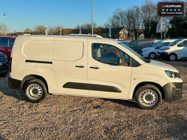 Peugeot Partner LWB L2H1 Bluehdi Professional Premium Plus Air Con Side Door EURO 6 5