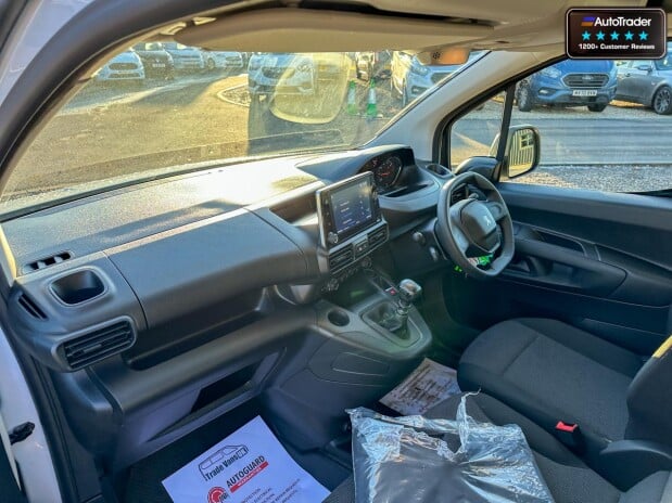 Peugeot Partner LWB L2H1 Bluehdi Professional Premium Plus Air Con Side Door EURO 6 10