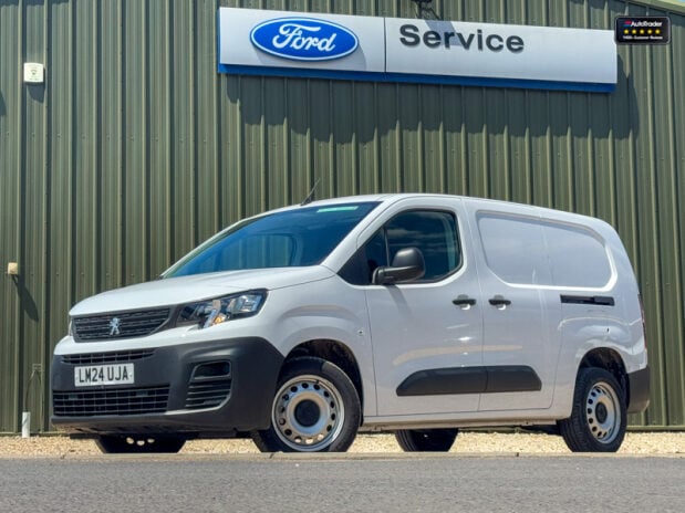 Peugeot Partner LWB L2H1 Bluehdi Professional Premium Plus Air Con Side Door EURO 6 1