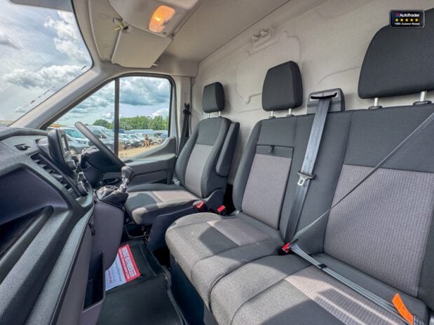 Ford Transit LWB L3H2 Medium Roof 350 Leader AWD 4x4 Air Con Side Door EURO 6 13