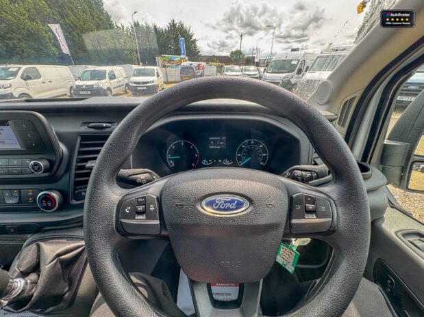 Ford Transit LWB L3H2 Medium Roof 350 Leader AWD 4x4 Air Con Side Door EURO 6 16
