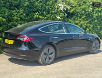 Tesla Model 3 Standard Range Plus Saloon 4dr Electric Motor Auto RWD (241 bhp) 3