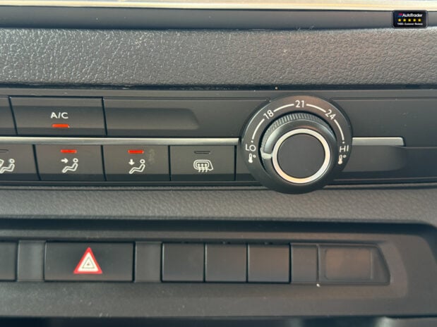 Peugeot Expert MWB L2H1 Bluehdi Professional Premium Air Con Sensors SELECT 33