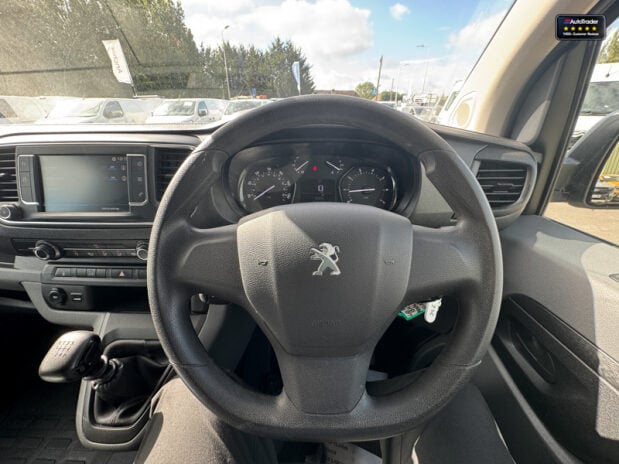 Peugeot Expert MWB L2H1 Bluehdi Professional Premium Air Con Sensors SELECT 17