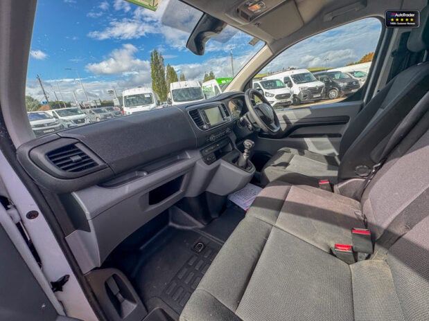 Peugeot Expert MWB L2H1 Bluehdi Professional Premium Air Con Sensors SELECT 13