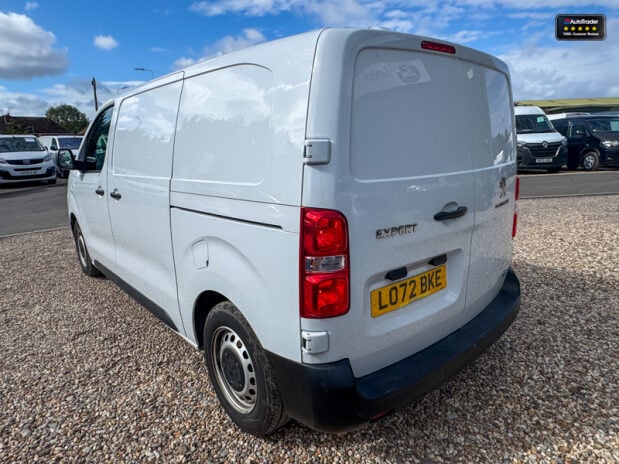 Peugeot Expert MWB L2H1 Bluehdi Professional Premium Air Con Sensors SELECT 11