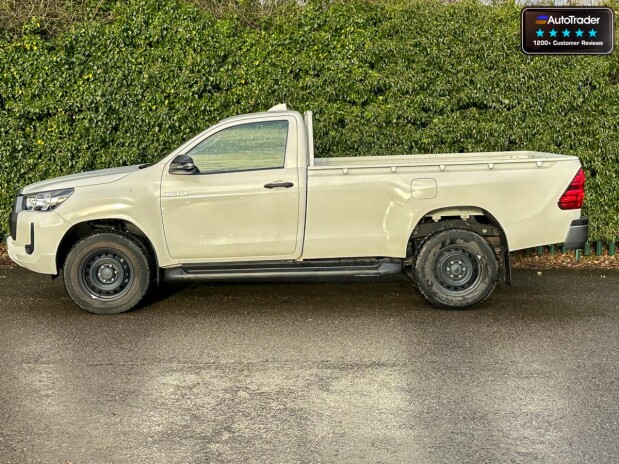 Toyota Hilux 4X4 Active [SOLD] 4WD 2dr 150ps Air Con Cruise Control EURO 6 7