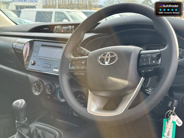 Toyota Hilux 4X4 Active [SOLD] 4WD 2dr 150ps Air Con Cruise Control EURO 6 8