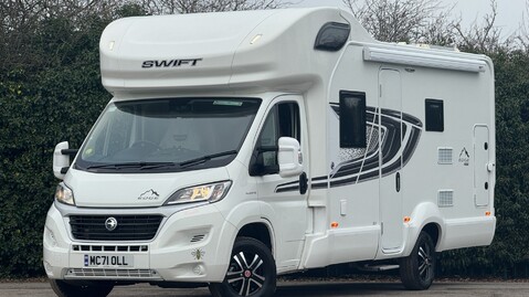 Swift Edge 466 6 Berth|6 Belts|Rear Bunk Beds|Full Dinette|Solar Panel|TV Ariel| VANLUX 