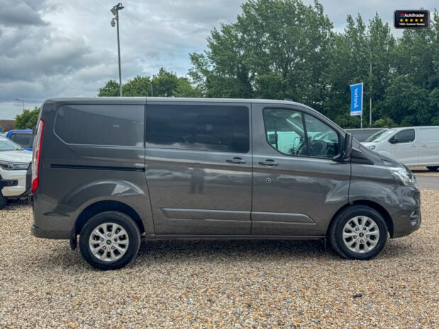 Ford Transit Custom Crew Cab SWB L1H1 320 Limited Air Con Alloys Sensors EURO 6 6