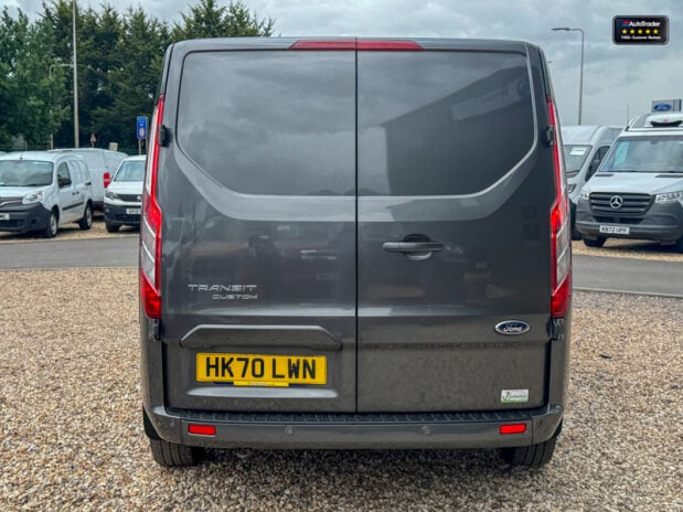 Ford Transit Custom Crew Cab SWB L1H1 320 Limited Air Con Alloys Sensors EURO 6 8