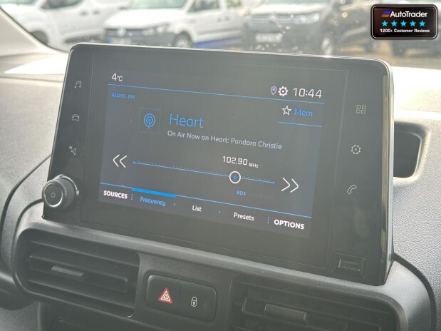 Peugeot Partner LWB L2H1 [SOLD MT] Bluehdi Professional Premium Air Con Sensors EURO 6 NO V 19