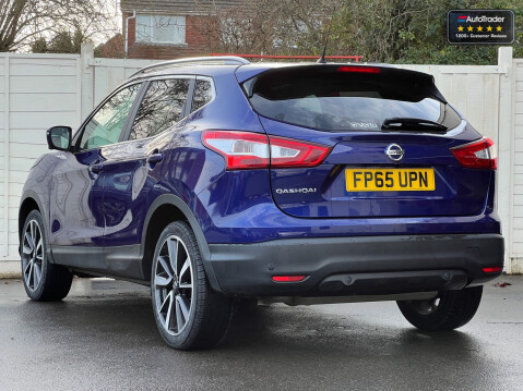 Nissan Qashqai 1.6 dCi Tekna SUV 5dr Diesel XTRON 2WD Euro 6 (s/s 7