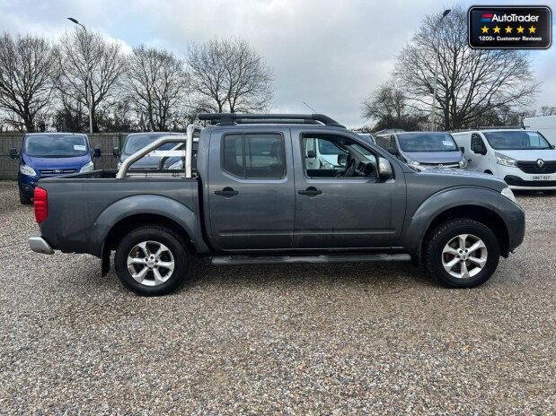 Nissan Navara Crew Cab AUTO 4X4 Dci Tekna Air Con Cruise Navigation NO VAT 5