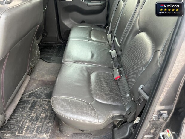 Nissan Navara Crew Cab AUTO 4X4 Dci Tekna Air Con Cruise Navigation NO VAT 10