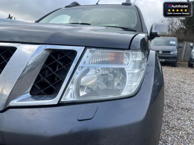 Nissan Navara Crew Cab AUTO 4X4 Dci Tekna Air Con Cruise Navigation NO VAT 16