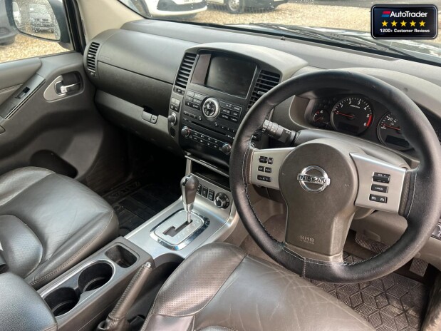 Nissan Navara Crew Cab AUTO 4X4 Dci Tekna Air Con Cruise Navigation NO VAT 25