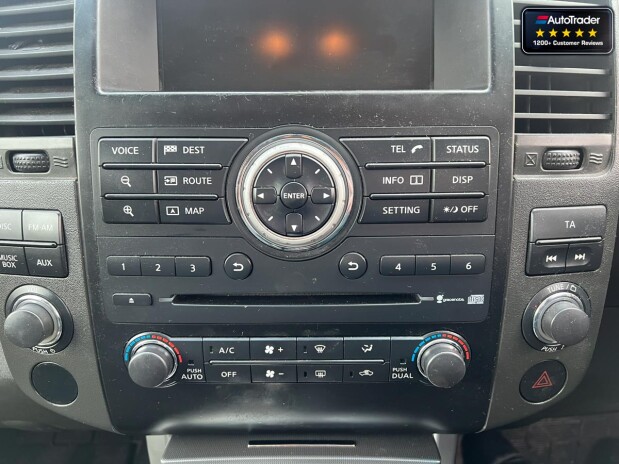 Nissan Navara Crew Cab AUTO 4X4 Dci Tekna Air Con Cruise Navigation NO VAT 36