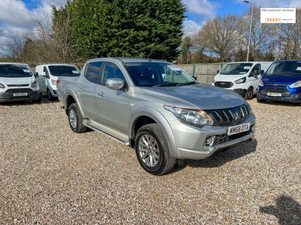 Mitsubishi L200 Crew Cab 4X4 4WD Titan Air Con Cruise EURO 6 NO VA 4