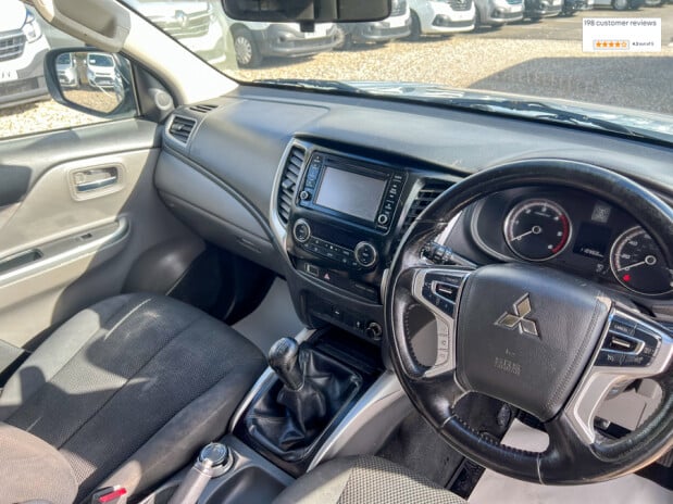 Mitsubishi L200 Crew Cab 4X4 4WD Titan Air Con Cruise EURO 6 NO VA 24