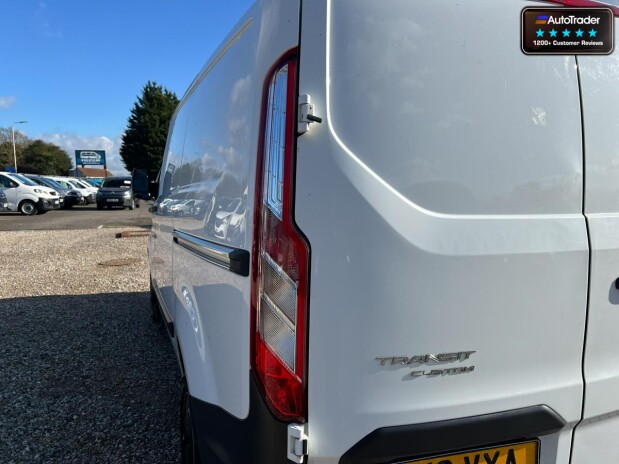Ford Transit Custom SWB L1H1 Low Roof 290 Cruise Control EURO 6 NO VAT 19