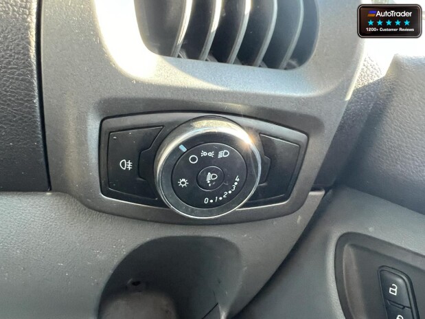 Ford Transit Custom SWB L1H1 Low Roof 290 Cruise Control EURO 6 NO VAT 33